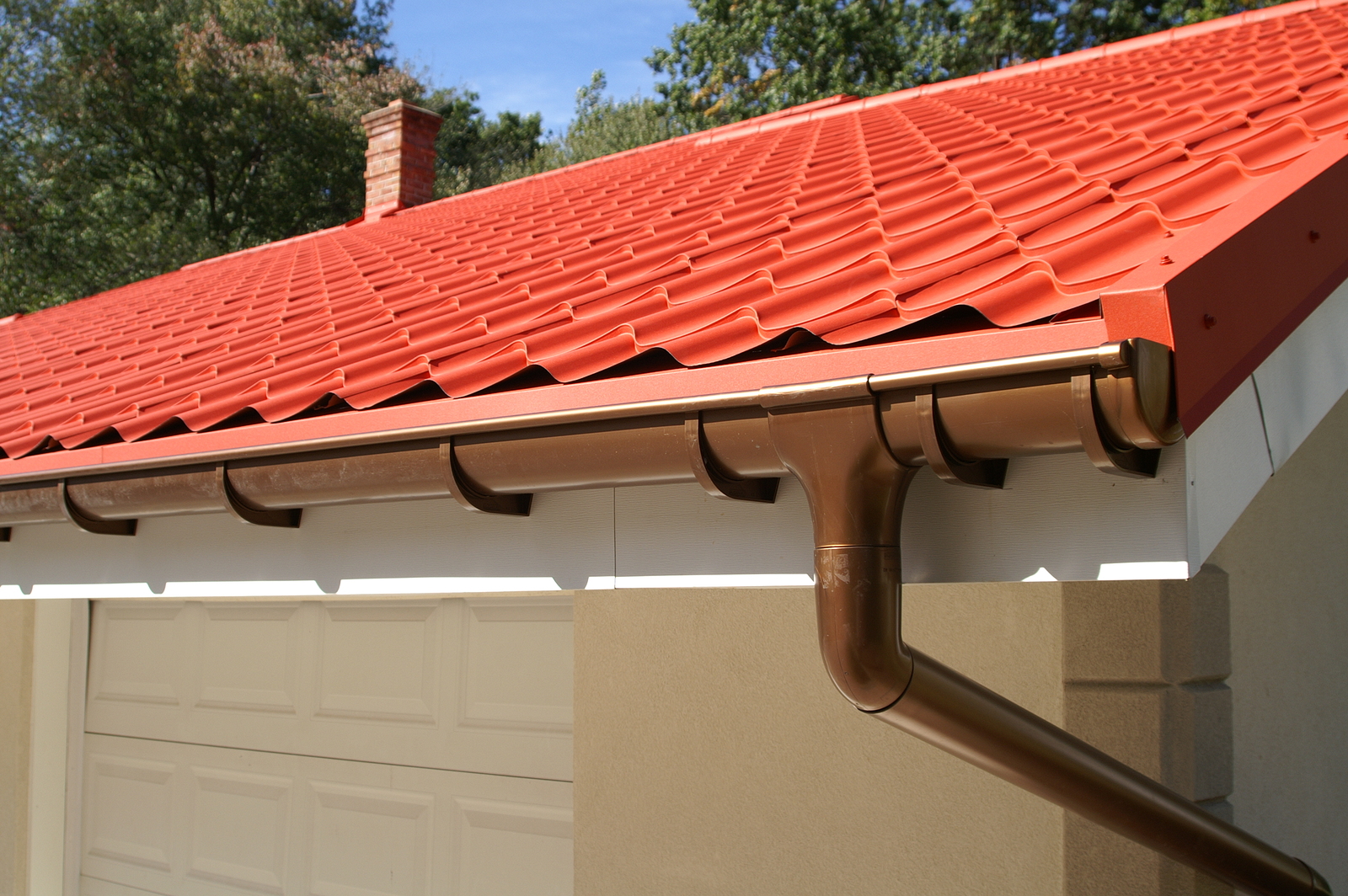 Hire a Menlo Park Roofing Contractor for Weather-Related Roof Damage
